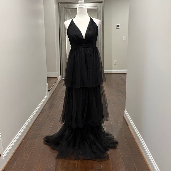 Maniju Dresses & Skirts - Elegant Black Evening Dress